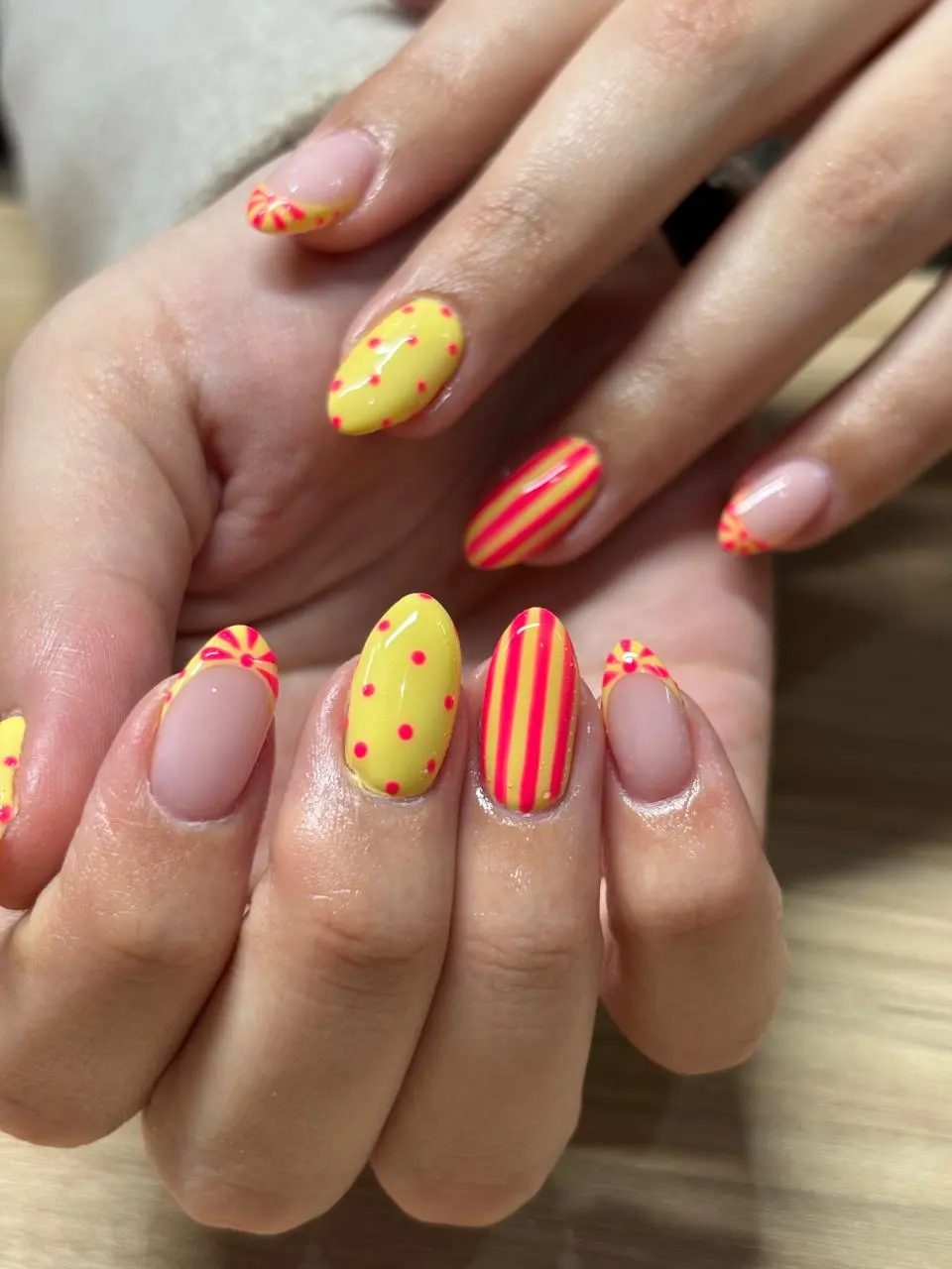 Neon yellow and pink nail art